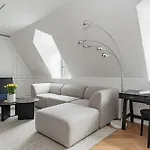 Luxury In Old Town And Parking Lejlighed