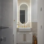Luxury In Old Town And Parking