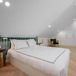 Luxury In Old Town And Parking