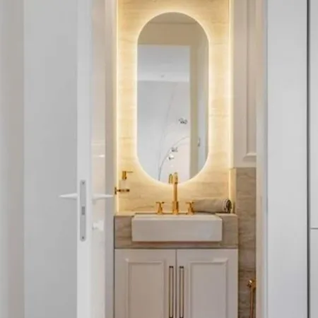 Luxury In Old Town And Parking *