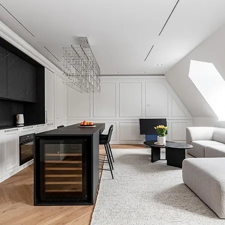 Luxury In Old Town And Parking Vilnius