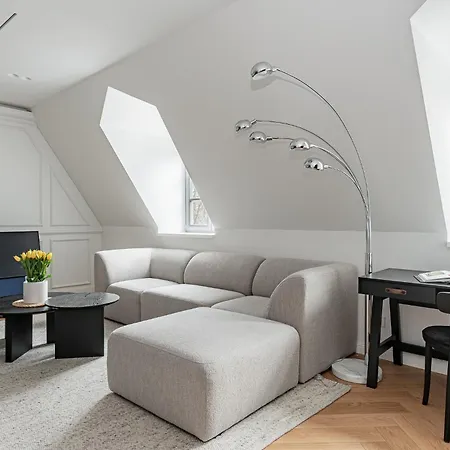 Luxury In Old Town And Free Reserved Parking Daire