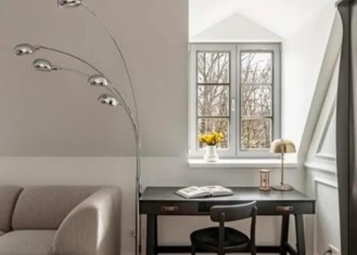 Luxury In Old Town And Parking *