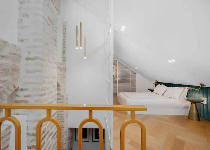 Luxury In Old Town And Parking Apartman *